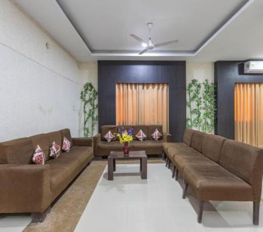 OYO 77596 Nambiaparambil Convention Center