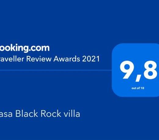 Lasa Black Rock villa
