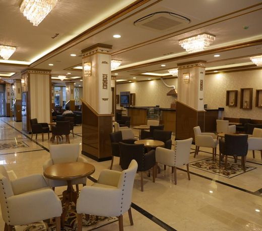 TaÅar Royal Hotel