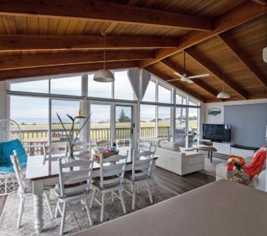 Stunning Waterfront only 10 minutes to Phillip Island - Pet Friendly