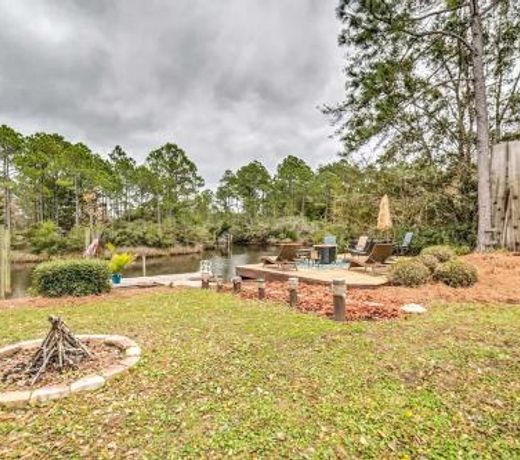 Unique Milton Home with Fire Pit, Dock and Grill!