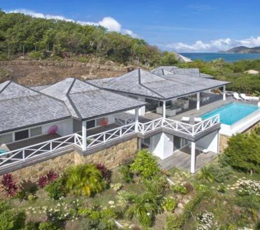 Vanguard Villa