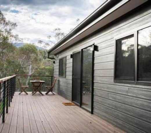 Mia Creek - Red Door Cottage