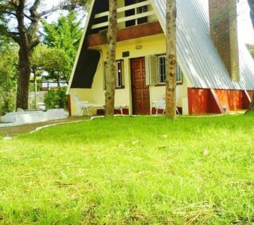 Casa Alpina Frente al Mar - Aguas Verdes