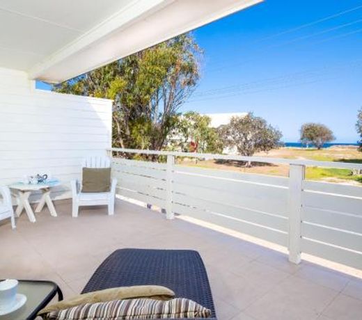 Seaview Getaway