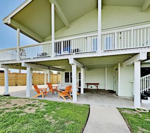 Waterfront Holiday Home in Rockport