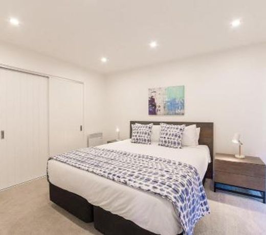 Executive Living in Bluewater - 3 Bedroom Apartment
