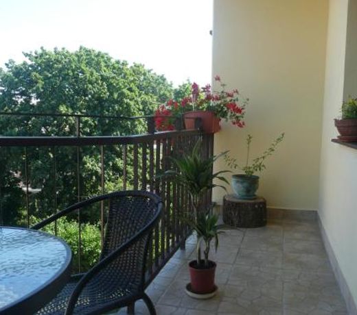 Cosy, Sunny Apartament 10 min to Old Town