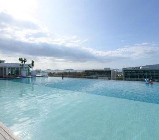 Sutera Avenue KK Infinity Pool 10 mins to Airport 10 mins to Jetty LSS HomeStay