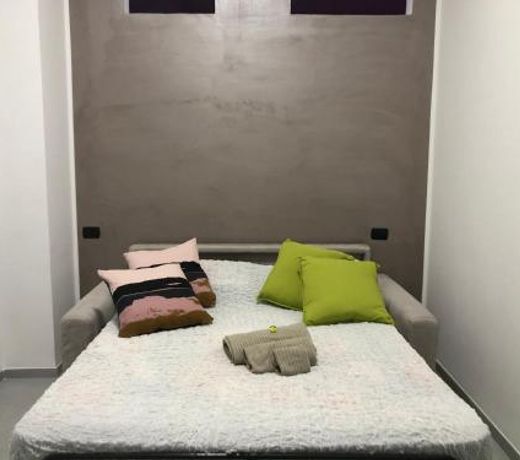 CASA VACANZE MODERN WALLS
