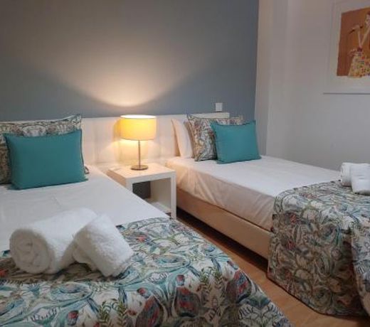 House F Sao Rafael Beach - Free Wifi & Airco, NETFLIX ready - 300m from the beach
