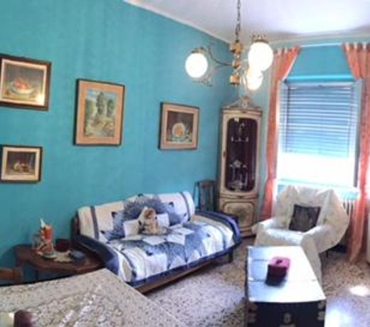 Sweet home