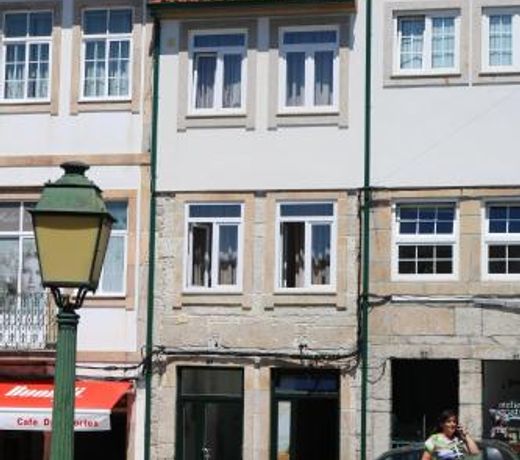 2 bedrooms house with furnished terrace and wifi at Lamego