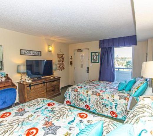 Beautifully Decorated Boardwalk Resort Unit 236 Direct Oceanfront Sleeps 8