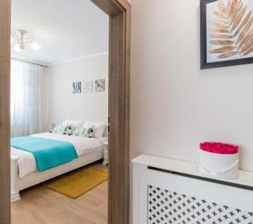 Lovely Ground Floor Apartment