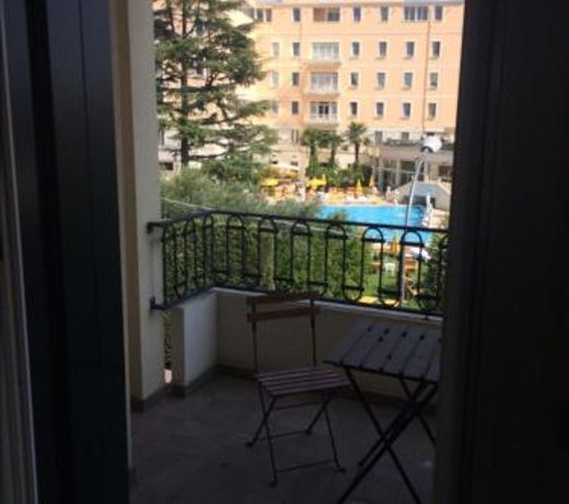 Cheap & Chic Thermae&Relax