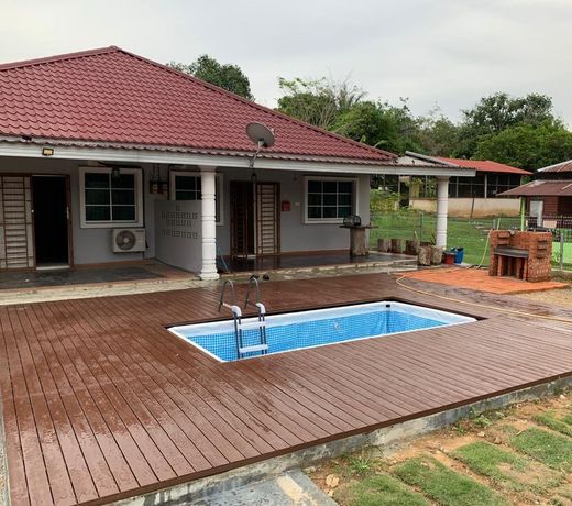 Muslims Melaka Jasin Spacious Homestay