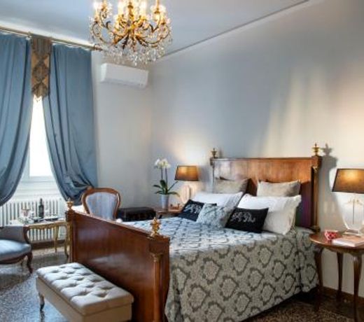 Contemporary Suites