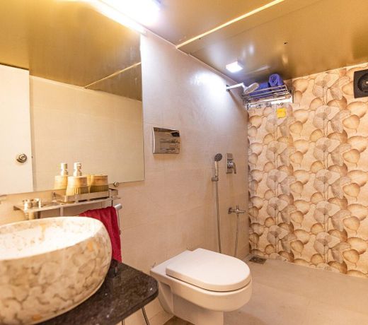 WeGoStay - Three60 Villa With Private Pool