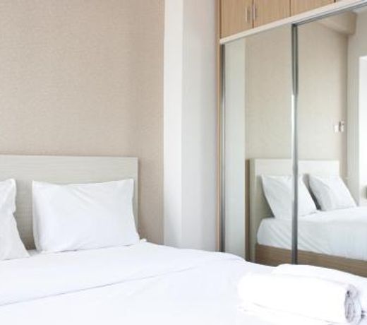 Minimalist Studio Room Taman Melati Apartment Jatinangor By Travelio