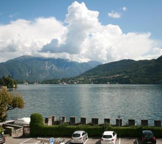 Casa Milla