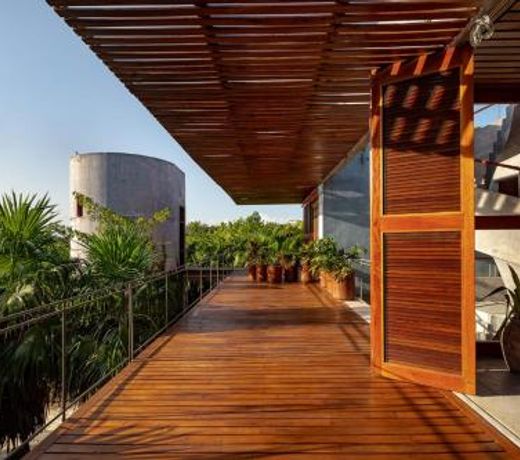Beachfront Villa in the middle of jungle!