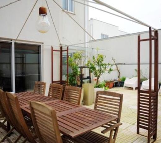 Apartment with 3 bedrooms in Sao Felix da Marinha with furnished terrace and WiFi 500 m from the bea