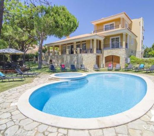 Villa Lira