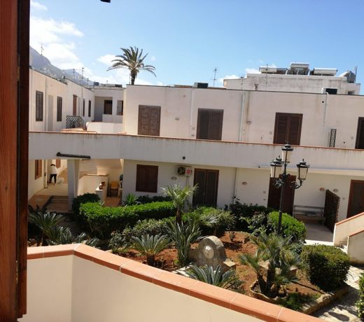 Appartamento Conturrana 5 posti letto sul mare