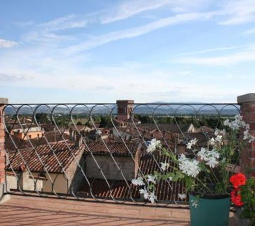 Torre Medioevale d'Uguccione