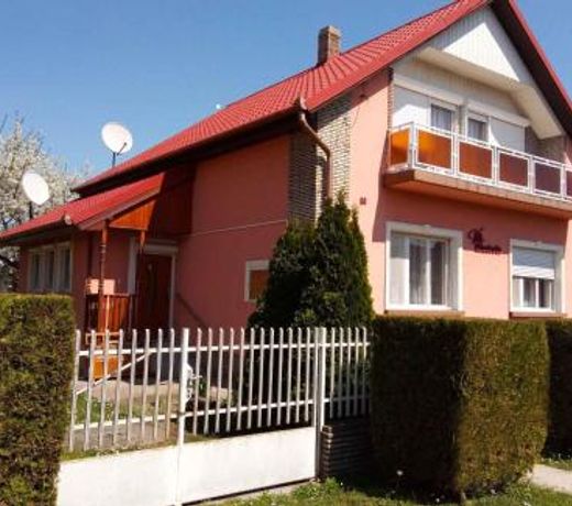 Holiday home in Balatonkeresztur 37078