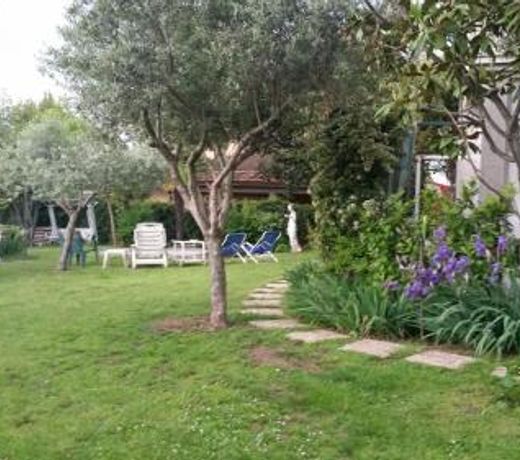 Villa elisa