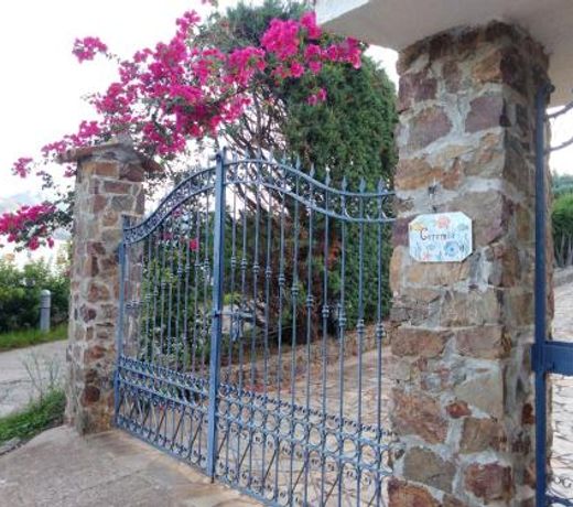 Apartment with one bedroom in Cardedu with enclosed garden and WiFi 1 km from the beach