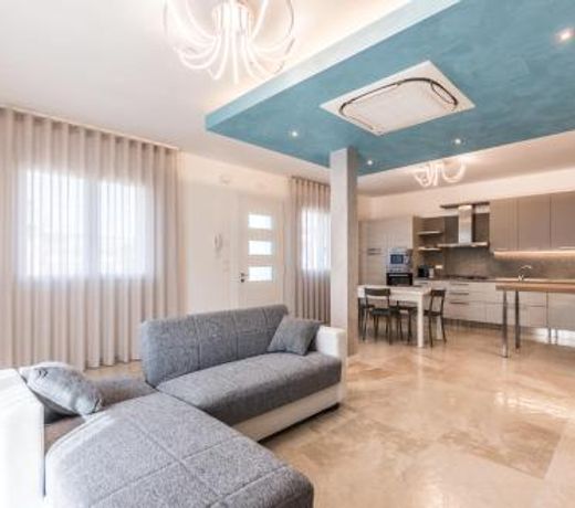 Francesco's House