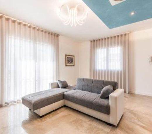 Francesco's House