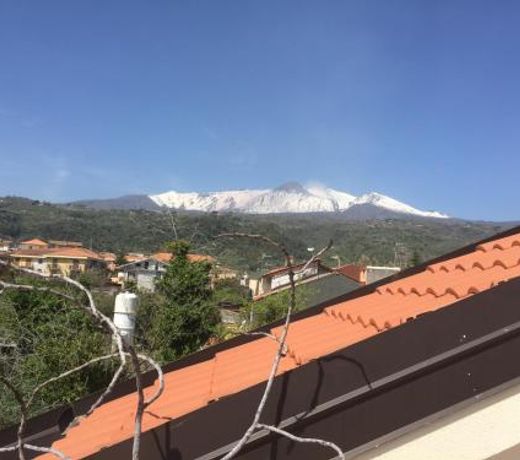 Etna loft