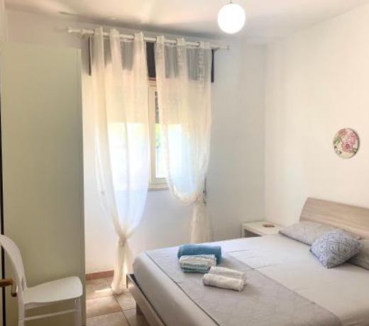 Villa Mary con GIARDINO a due passi dal MARE SANIFICATA