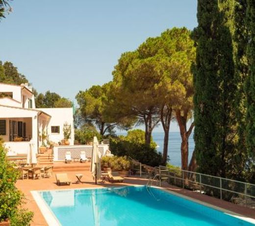 Villa LO SCHIOPPO vista mare