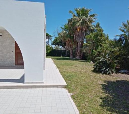 DIMORA ALFAS TORRE DELL'ORSO Villaggio Torre Saracena