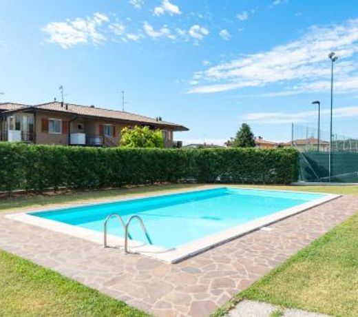 Borgo Adige