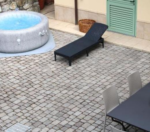 Elegante villa per 7 persone con aria condizionata e idromassaggio
