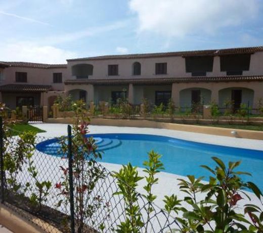Residence Le Ginestre / Ataras