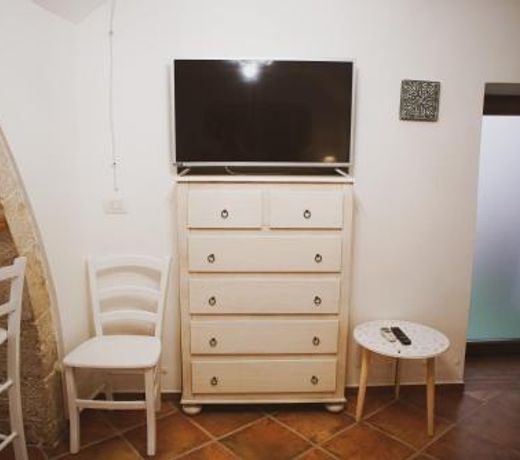 HOME 5 - Fra Leone