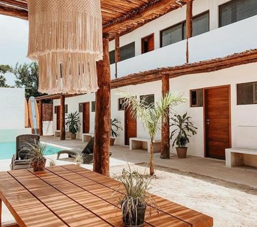 Top Rated Condo Close to the beach H4