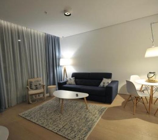 Leona Residences Apartment