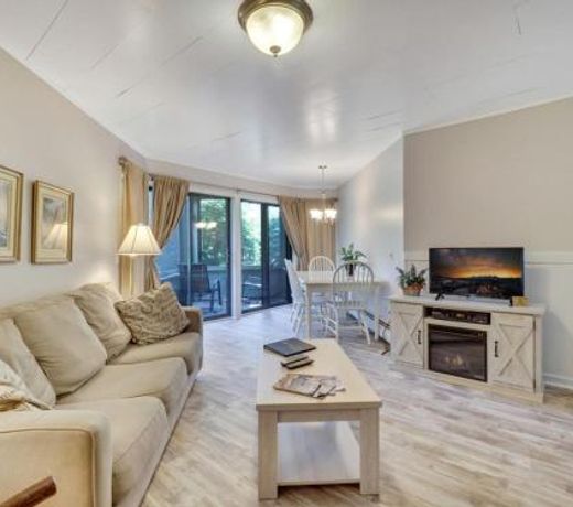 107 Pointes North Inn