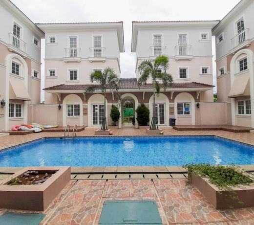 Best Studio at Vanya Park Guest House By Travelio