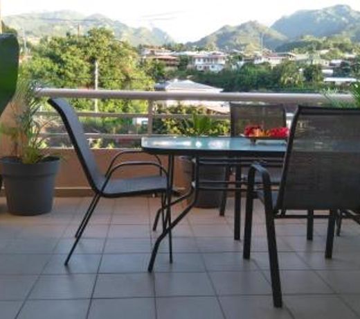 Orio Papeete centre apt w pool