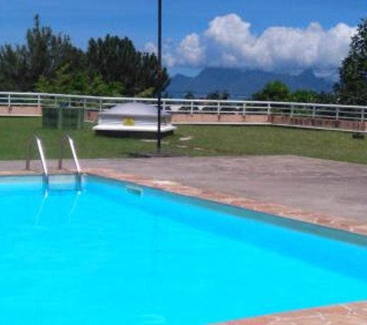 Orio Papeete centre apt w pool