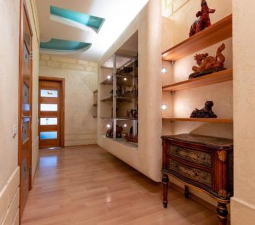 Five Stars Royal luxury